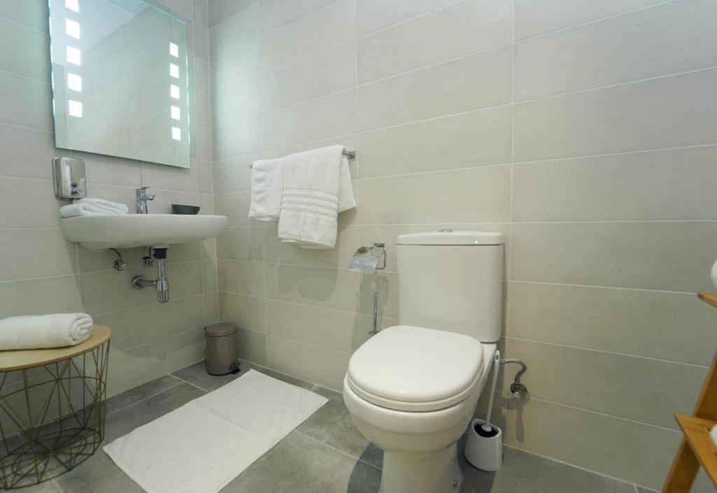 Private Rooms With Bathroom In Valletta Valeta Exterior foto